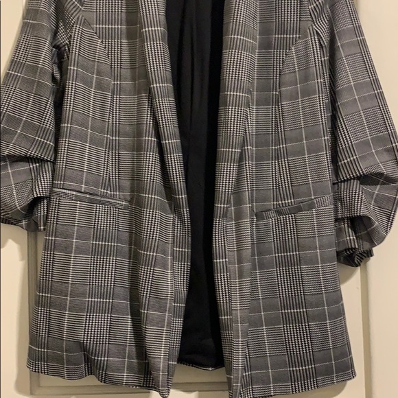 Jacket - Picture 3 of 3